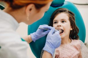 Visitas al dentista e higiene bucodental desde la infancia, el secreto de una buena salud